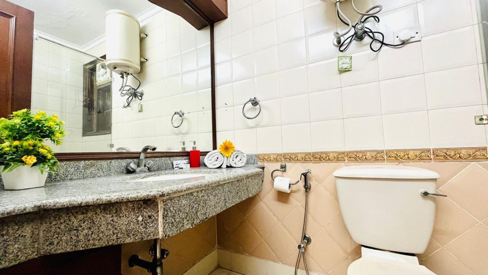 Olive Serviced Apartments - Defence Colony Нью-Делі Номер фото