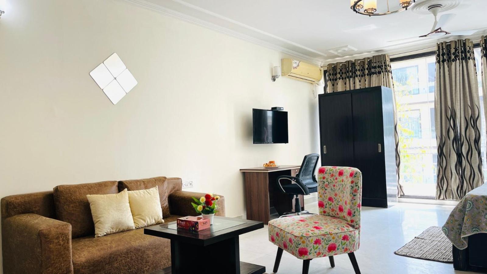 Olive Serviced Apartments - Defence Colony Нью-Делі Екстер'єр фото